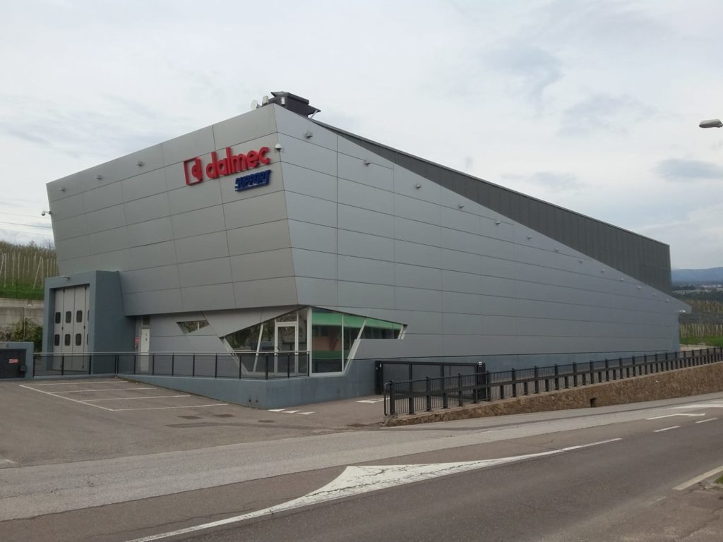 Committente: Dalmec S.p.A.
Termine lavori: 2014
Certificazione energetica